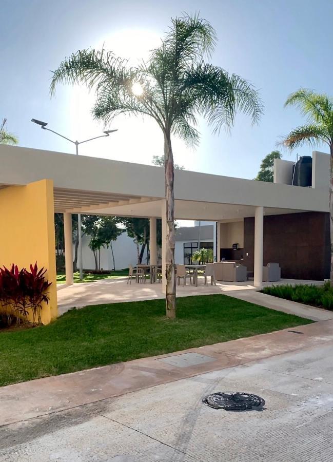 Yellowsub Apartments Cancun Ngoại thất bức ảnh